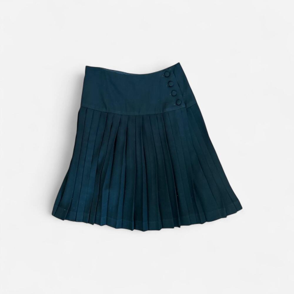 Designer Denise Hajjar Black Pleated Skirt With Side Buttons - Fits Like M